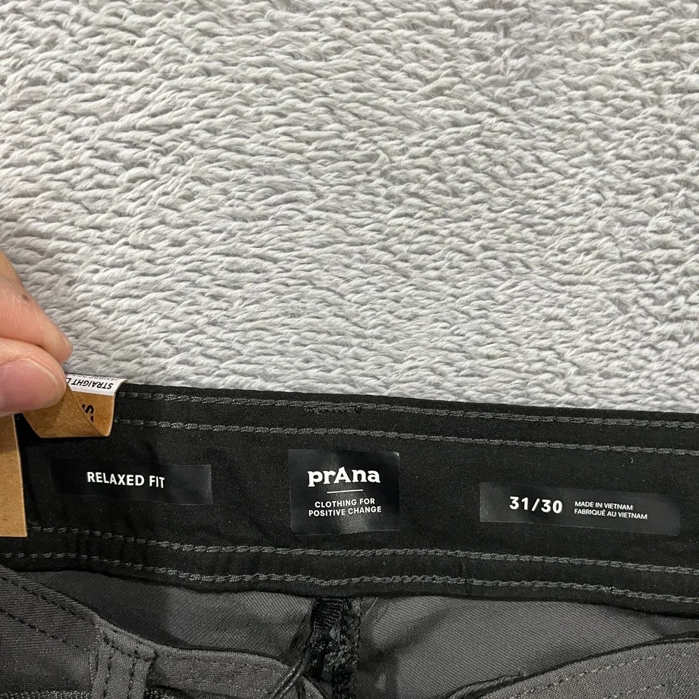Prana Zion Pants II Relaxed Fit Straight Leg Dark Iron Men's 31x30 Grey Stretch